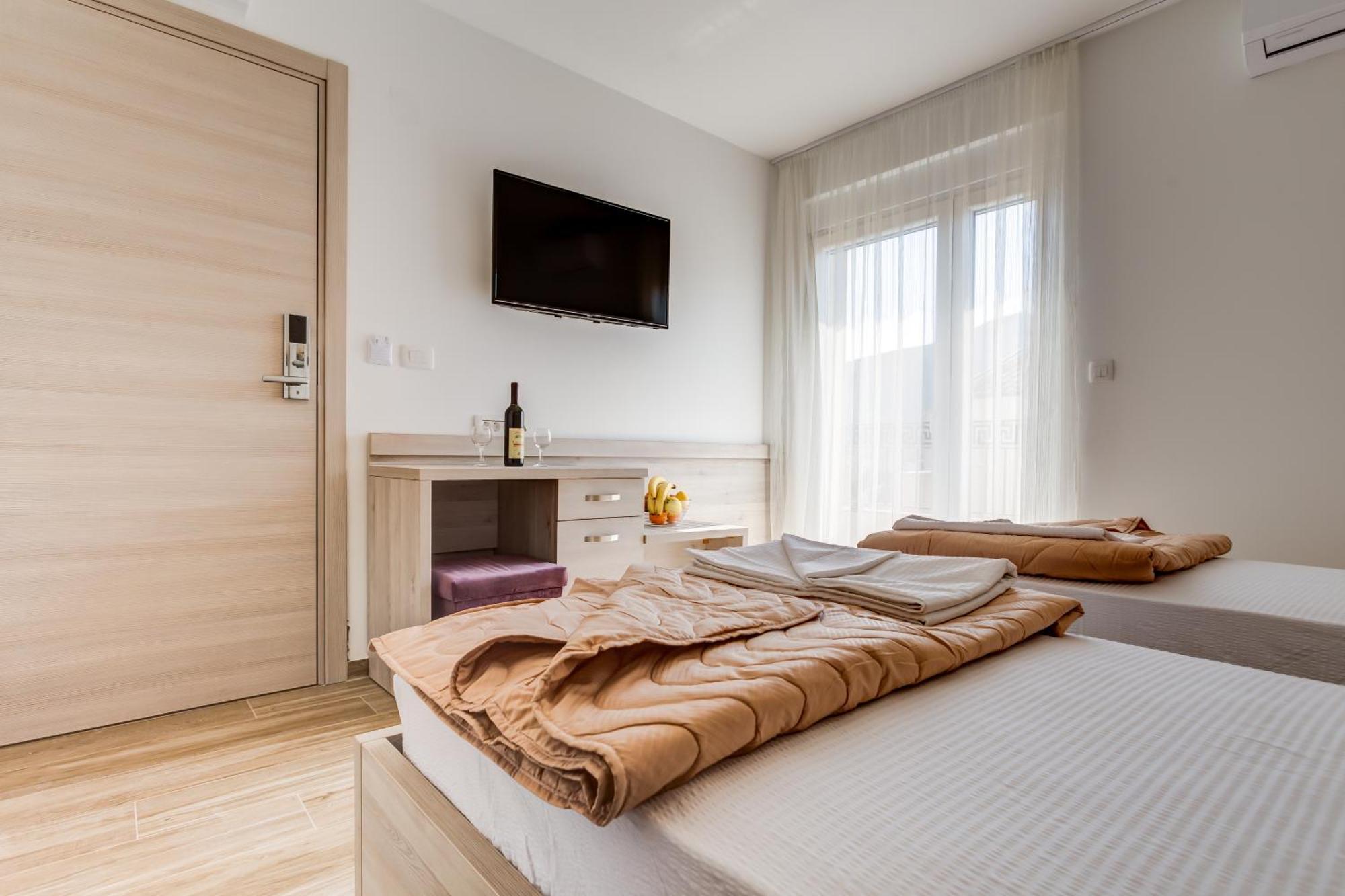 Al Mare Apartments ブドヴァ エクステリア 写真